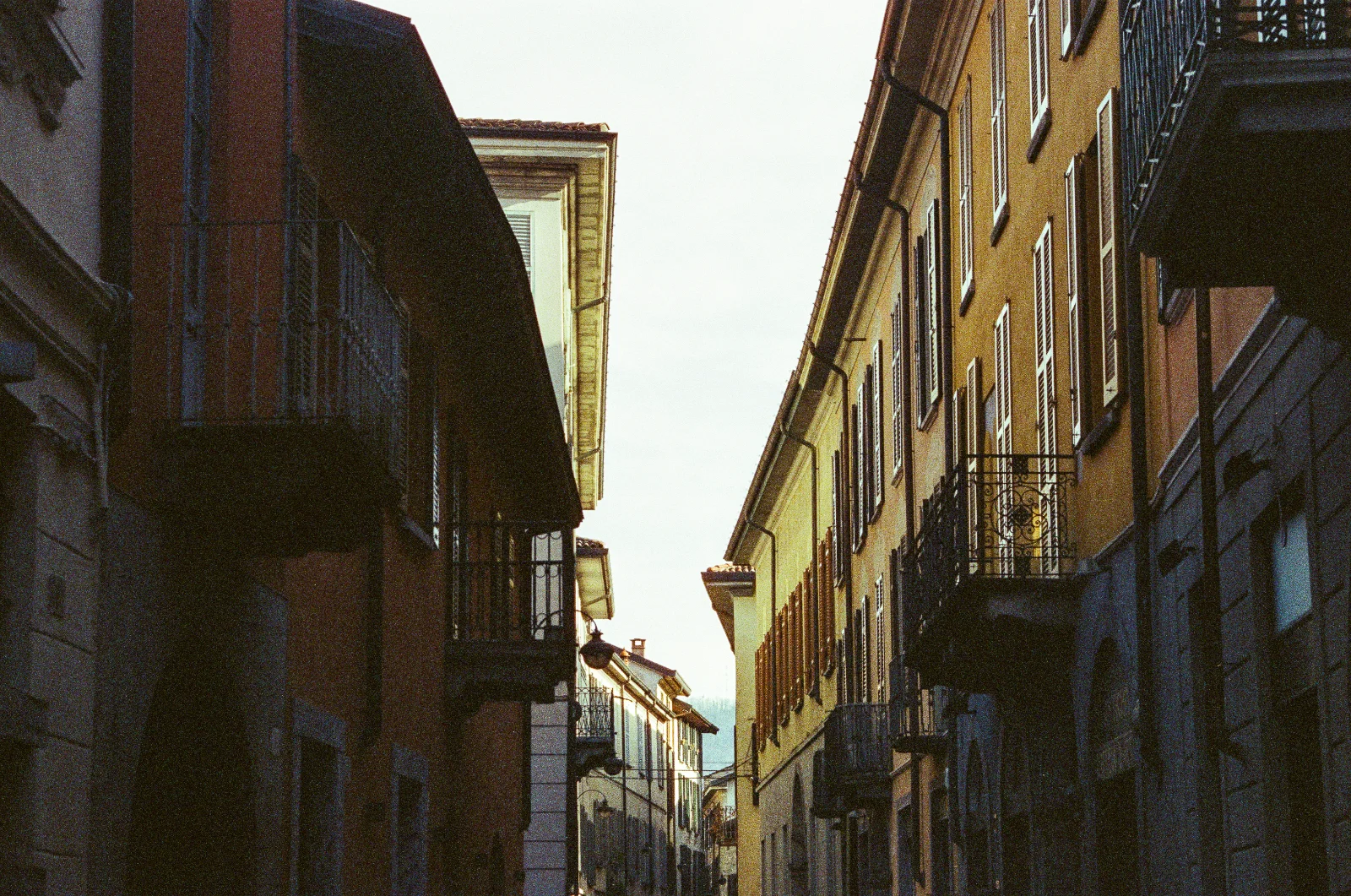 Cinestill 800T · Lake Como · 2019