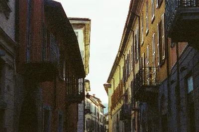 Cinestill 800T · Lake Como · 2019