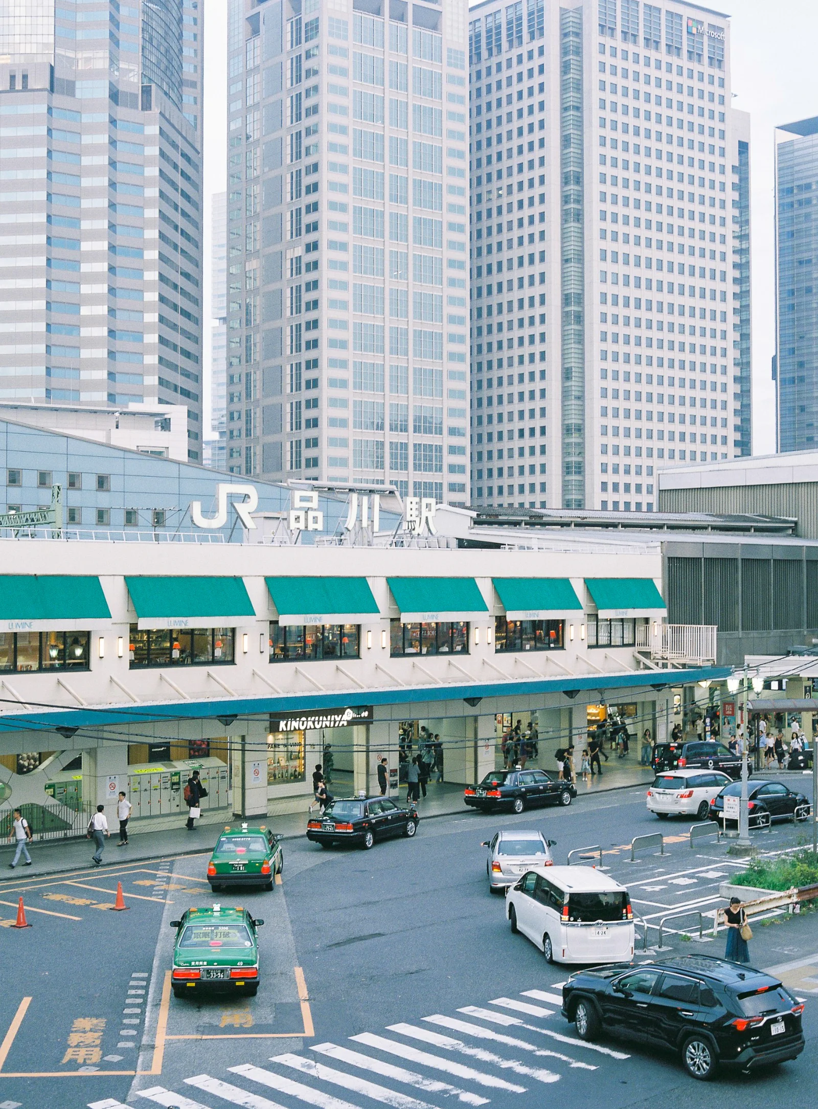 Fuji 400H · Tokyo · 2019 · 12